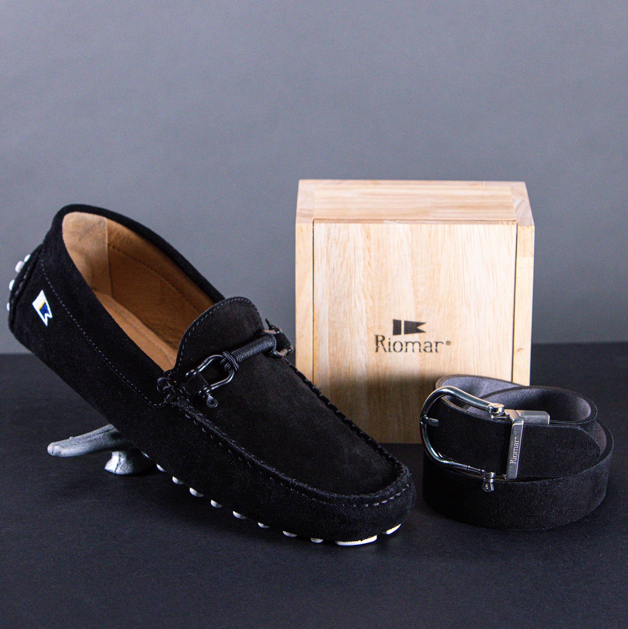 Riomar Reversible Belt: Tuxedo / Stingray Grey - Image 3